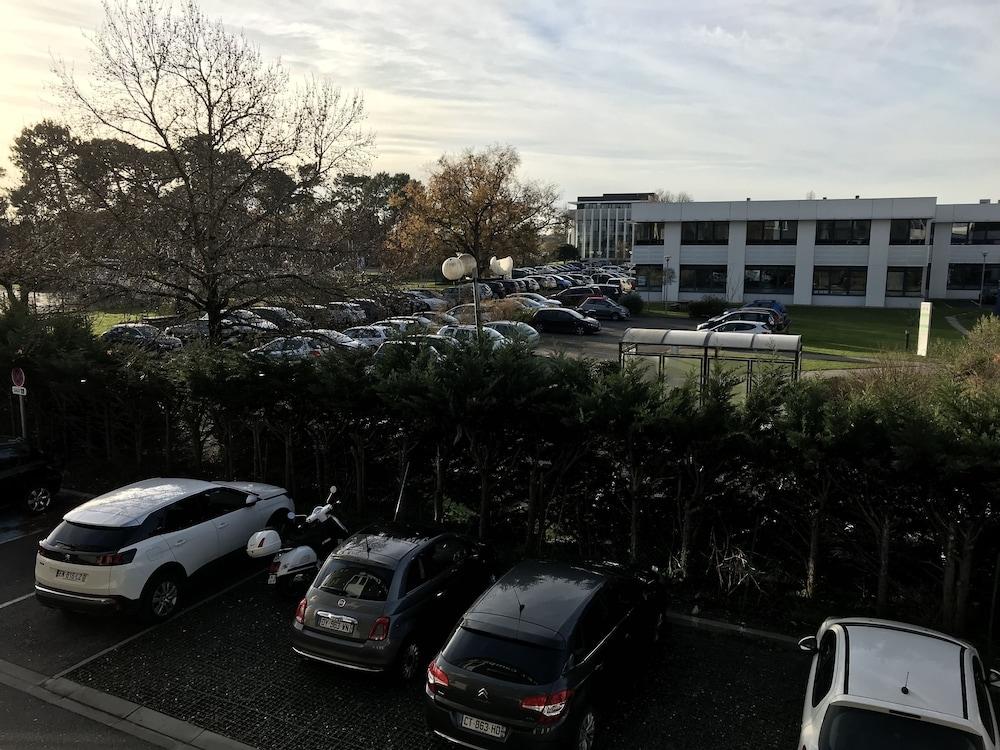 فندق كامبانيل بوردو أويست مطار ميريناك Mérignac المظهر الخارجي الصورة